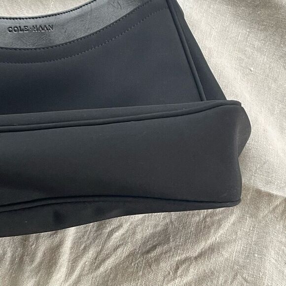 Cole Haan collaborate with Estee’ Lauder shoulder bag. - Picture 5 of 8